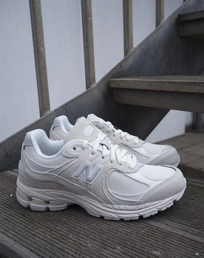 U2002RWH Sneakers - Sea Salt/Reflection - New Balance